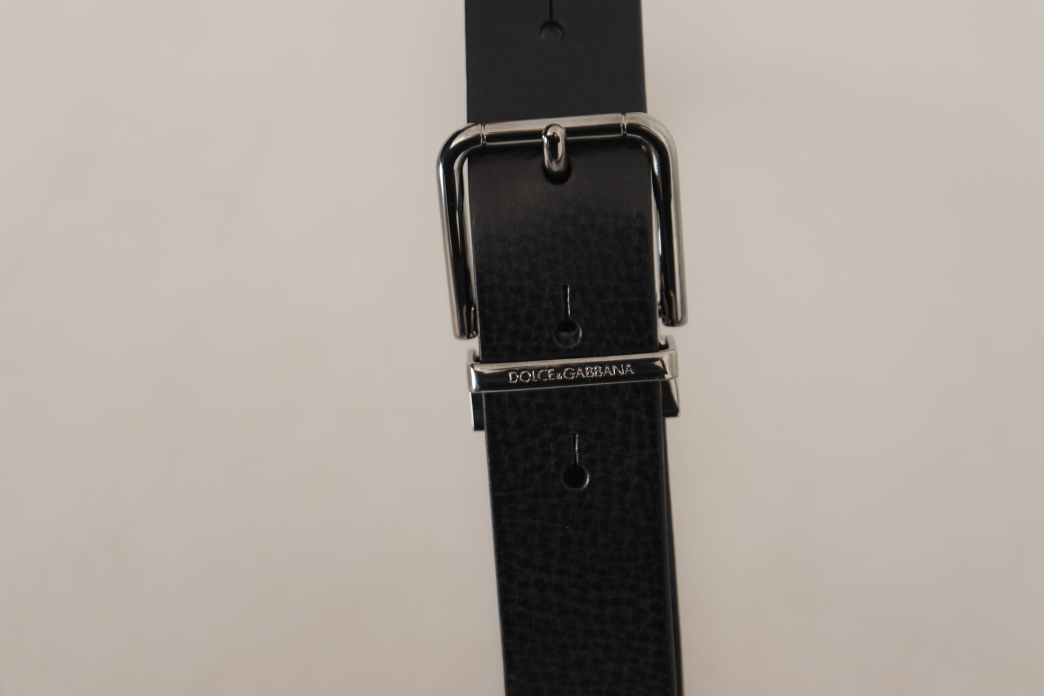 Dolce & Gabbana Black Plain Leather Silver Tone Metal Buckle Belt